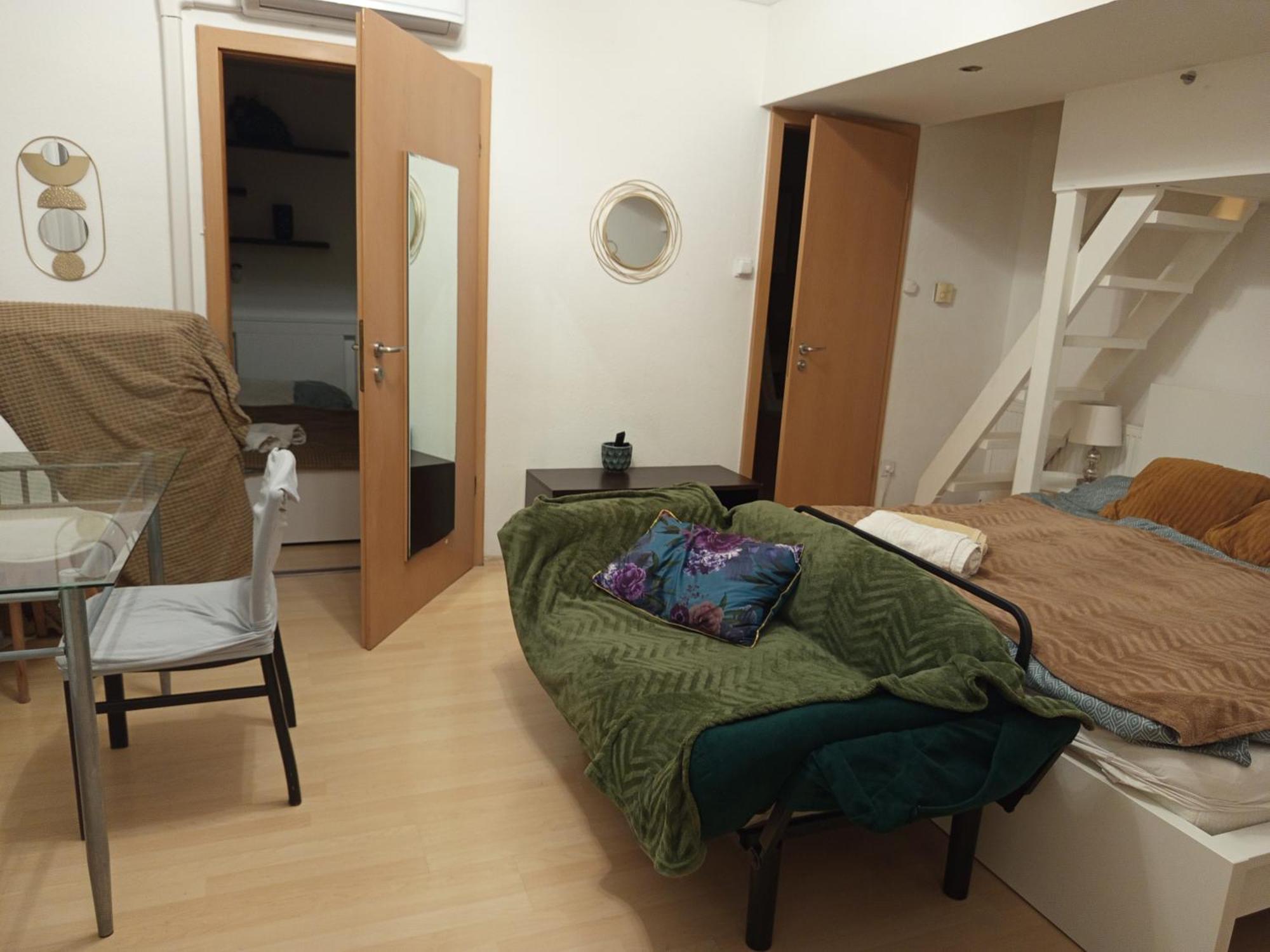 Trendy 2 Room Flat, Next To Corvin Mall Free Huge Garage! Ac,Dishwasher,Washmachine, Smart Tv Budapest Ngoại thất bức ảnh